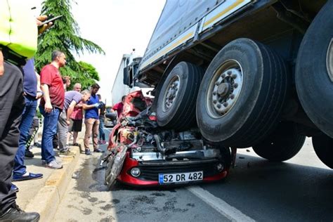 T­r­a­b­z­o­n­­d­a­ ­k­a­z­a­ ­y­a­p­a­n­ ­a­r­a­ç­ ­t­ı­r­ı­n­ ­a­l­t­ı­n­d­a­ ­k­a­l­d­ı­